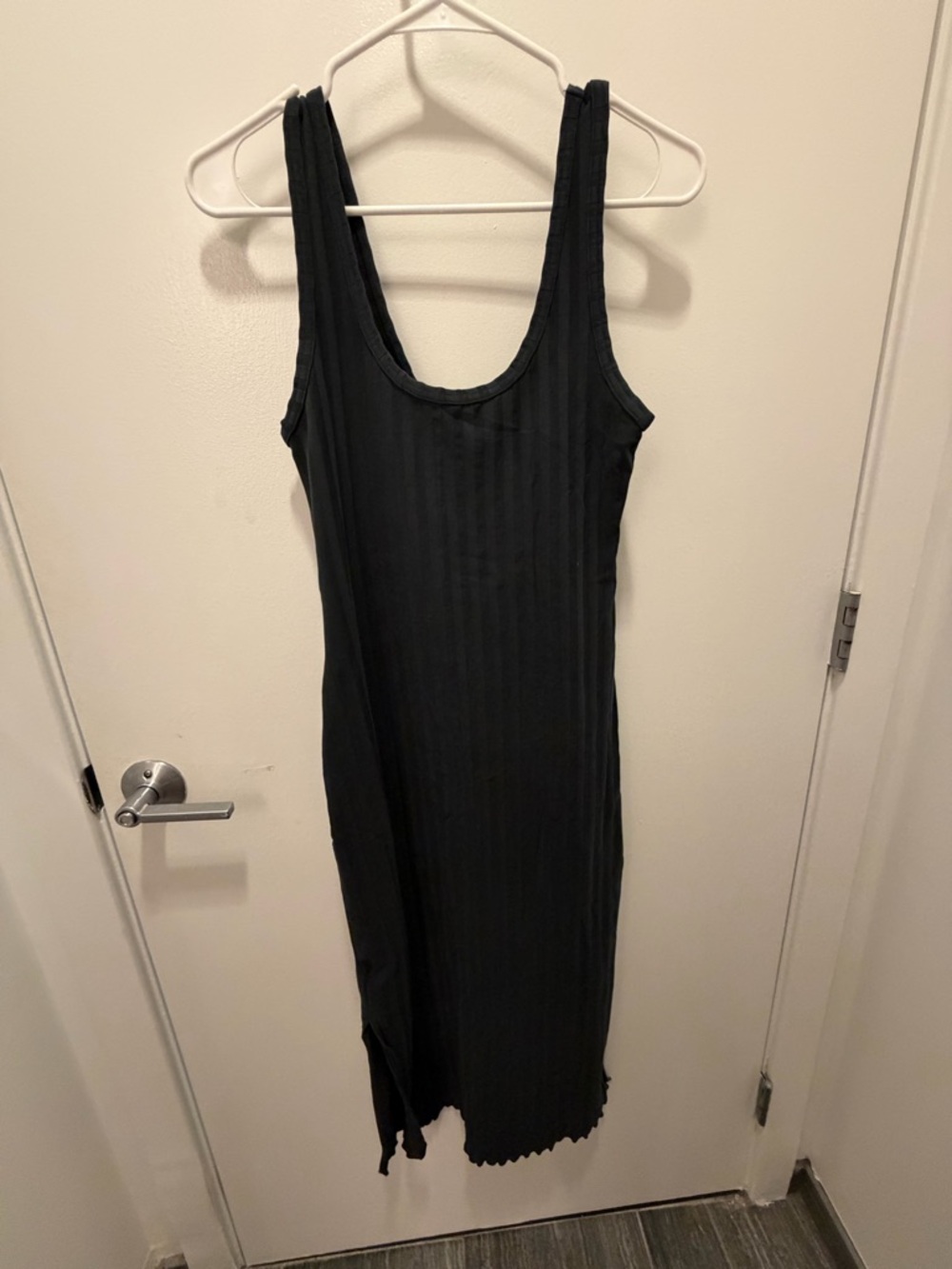 Aerie - Charcoal Grey Ribbed Tank Maxi Dress - Sleek Everyday Style